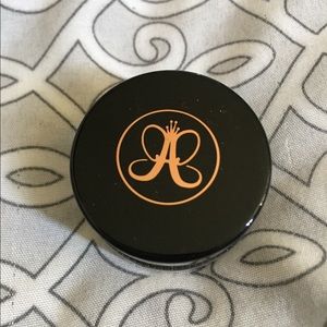 Anastasia Beverly Hills brow pomade